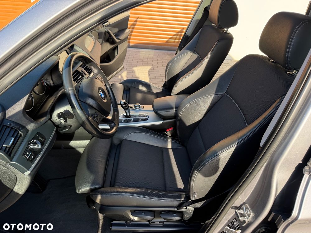 BMW X3 xDrive20d - 34