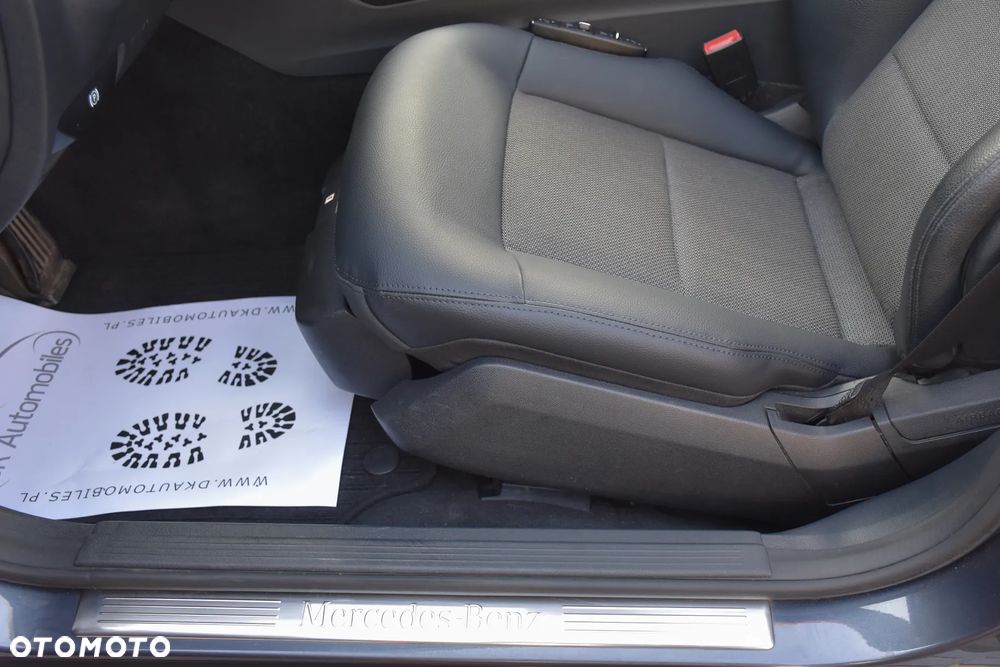 Mercedes-Benz Klasa E 350 CDI DPF 4Matic BlueEFFICIENCY 7G-TRONIC Avantgarde - 23