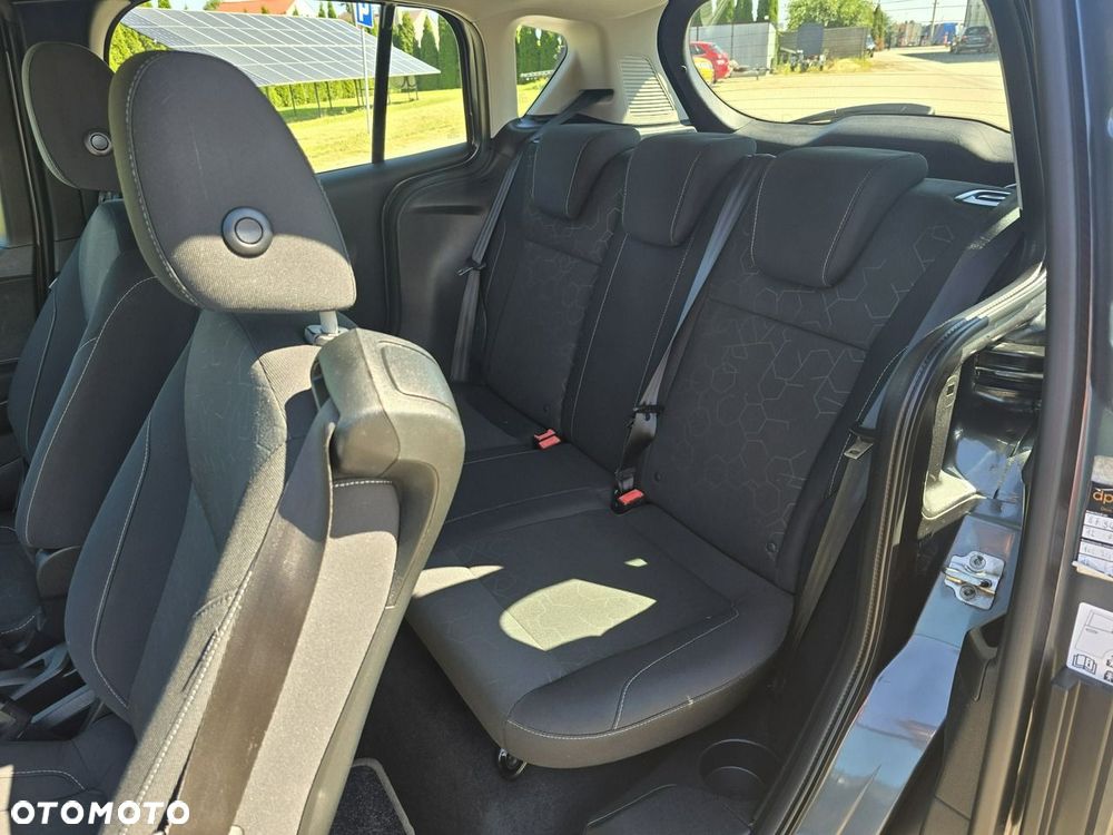 Ford B-MAX - 18