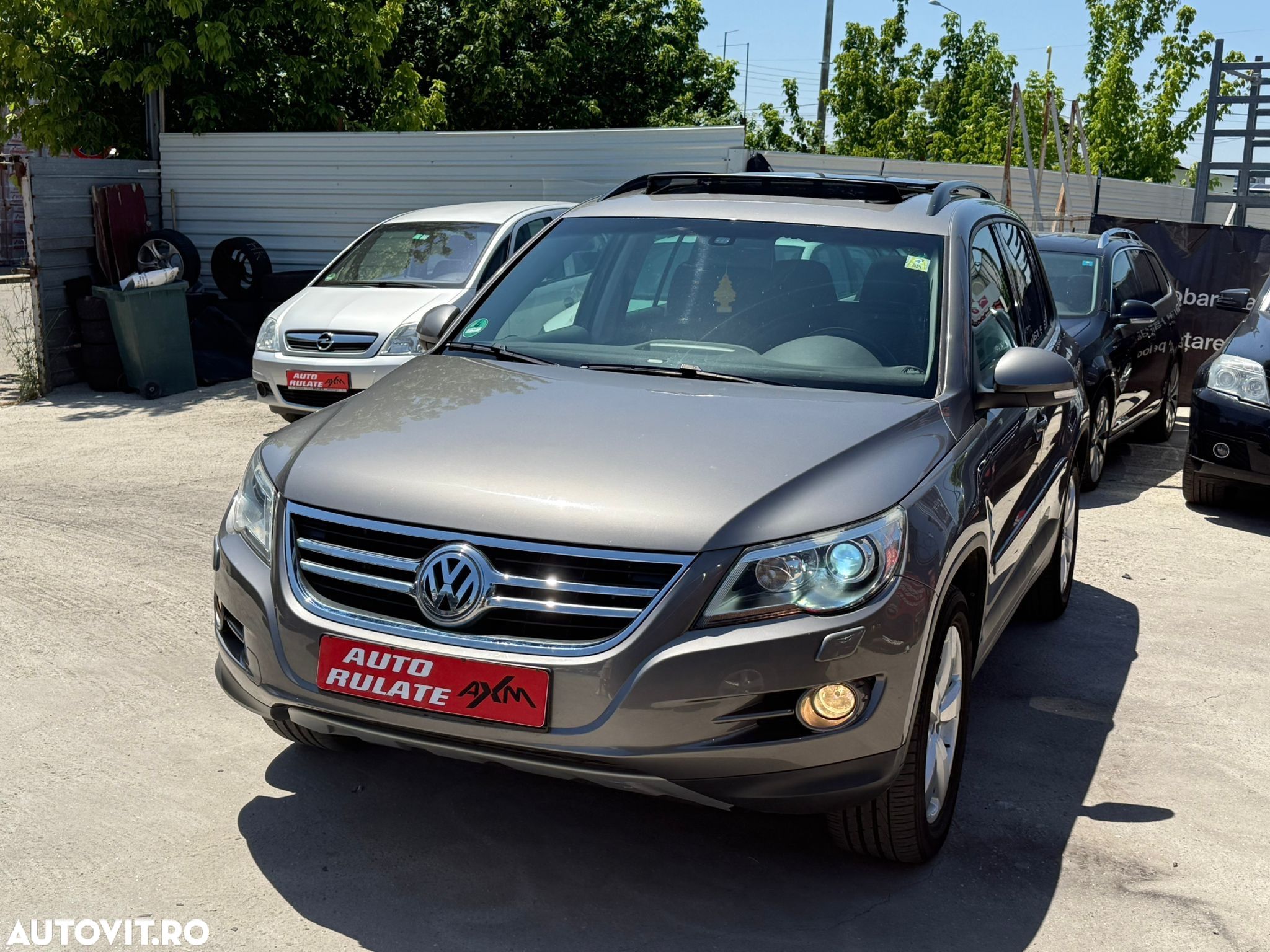 Volkswagen Tiguan 2.0 TDI 4Motion Sport & Style - 1