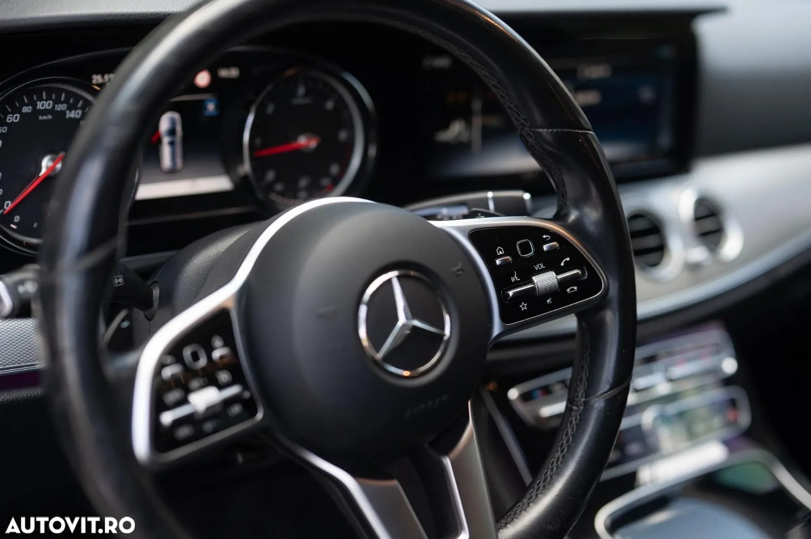 Mercedes-Benz E 220 d T-Modell Aut. - 8