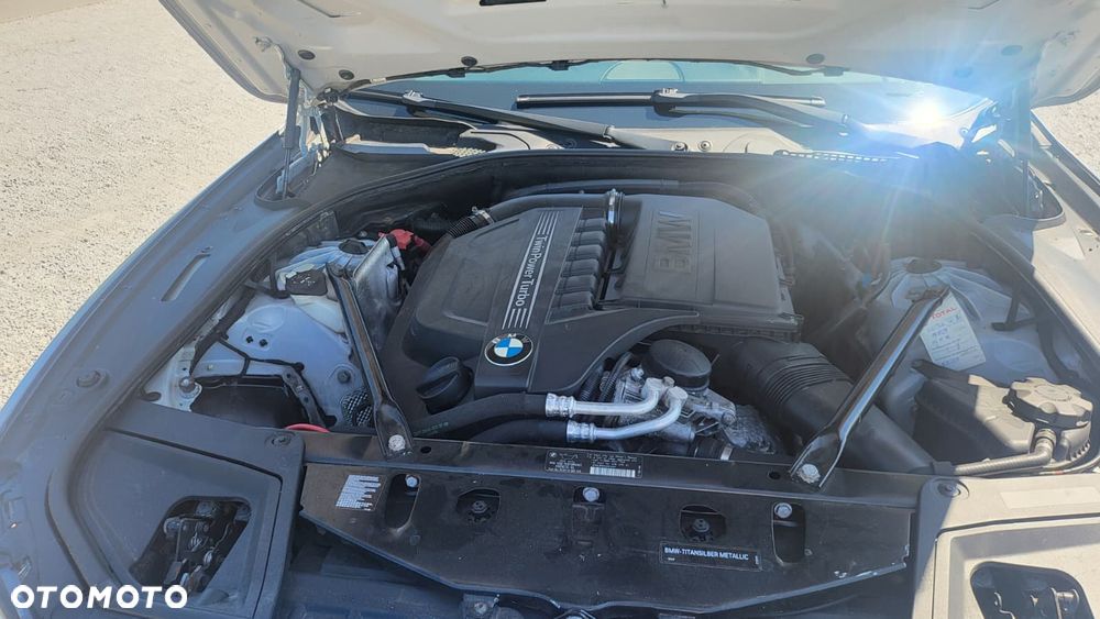 BMW Seria 5 535i - 37