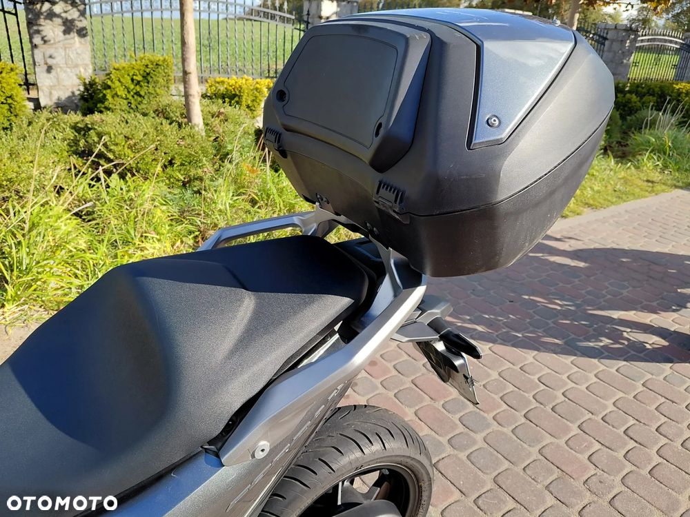 Honda Inny - 25