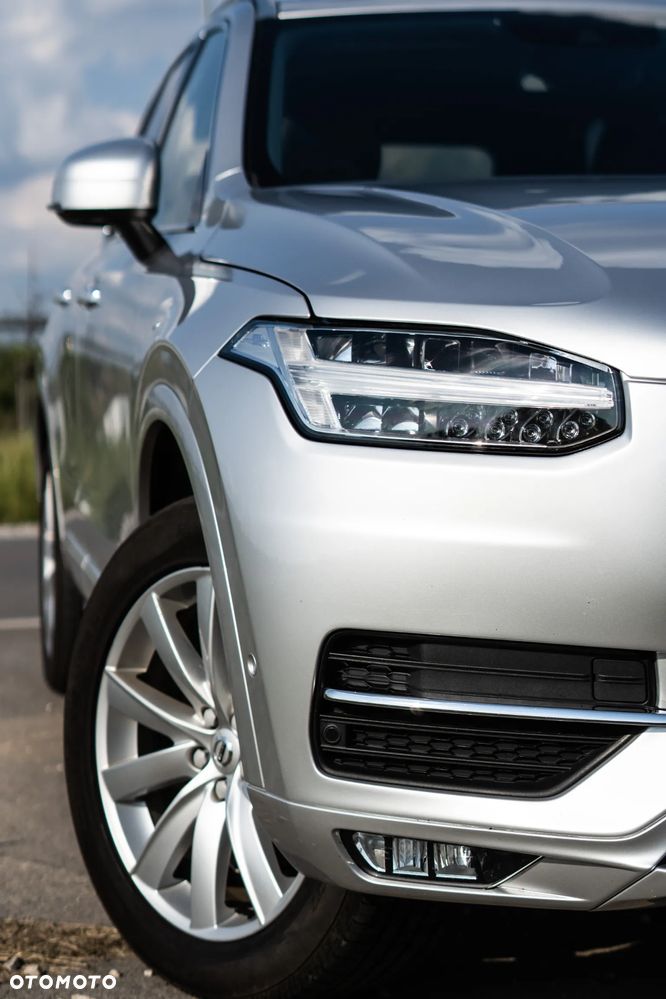 Volvo XC 90 T5 AWD Geartronic Momentum - 9