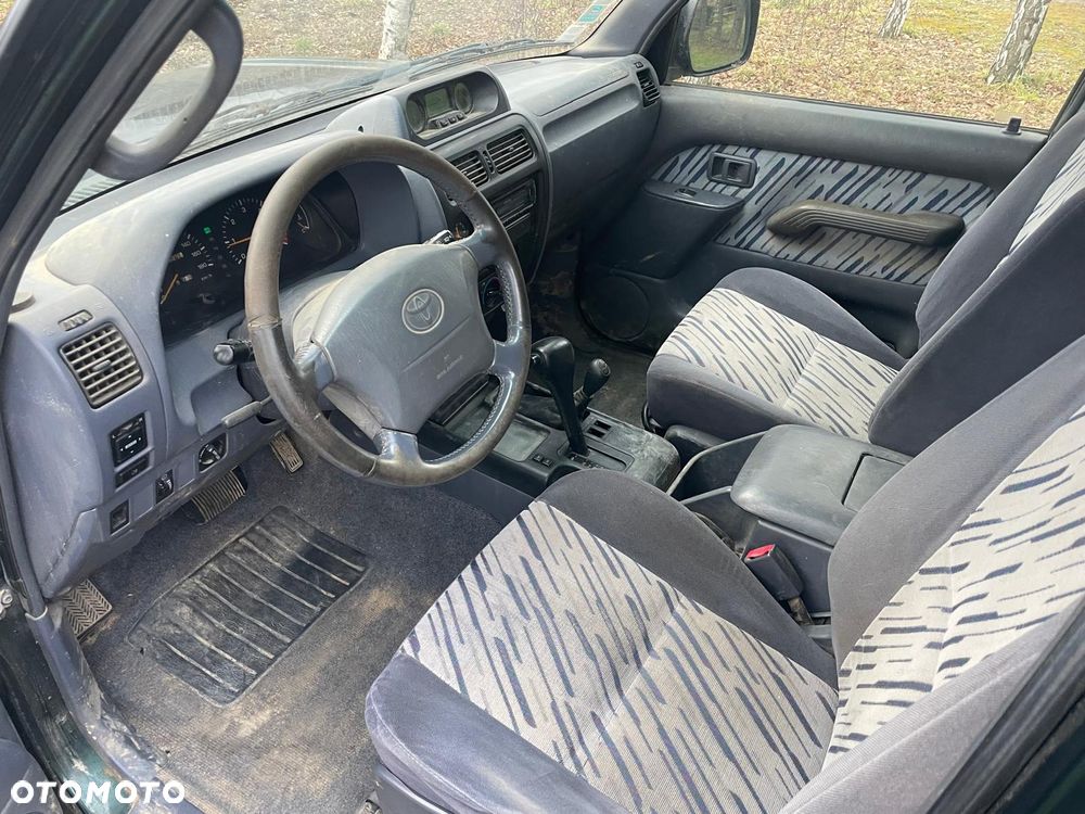 Toyota Land Cruiser - 8