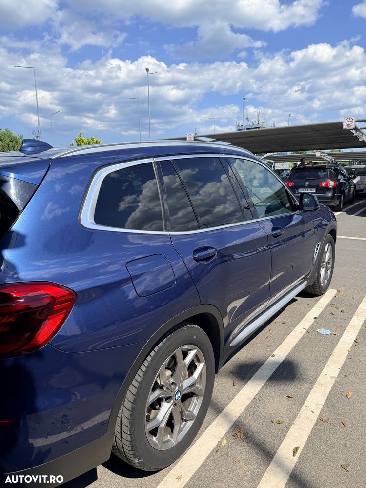 BMW X3 xDrive20d AT xLine - 6