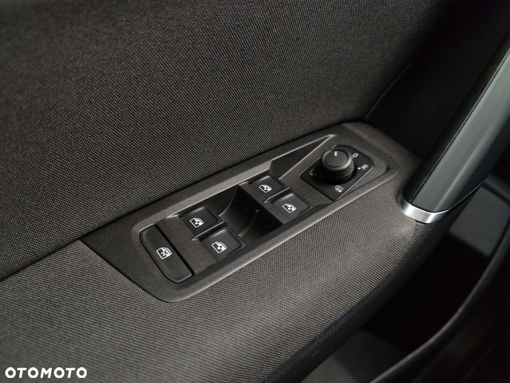 Volkswagen Touran 1.5 TSI EVO Comfortline DSG - 19