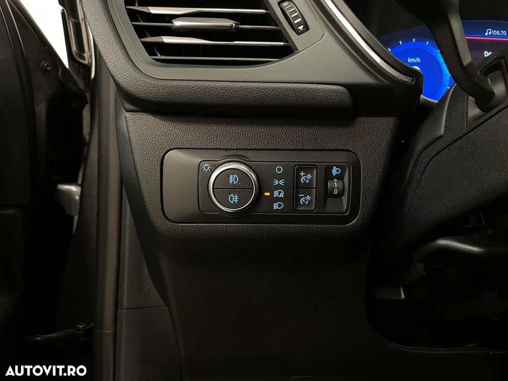 Ford Kuga 2.0 EcoBlue A8 AWD Titanium - 27