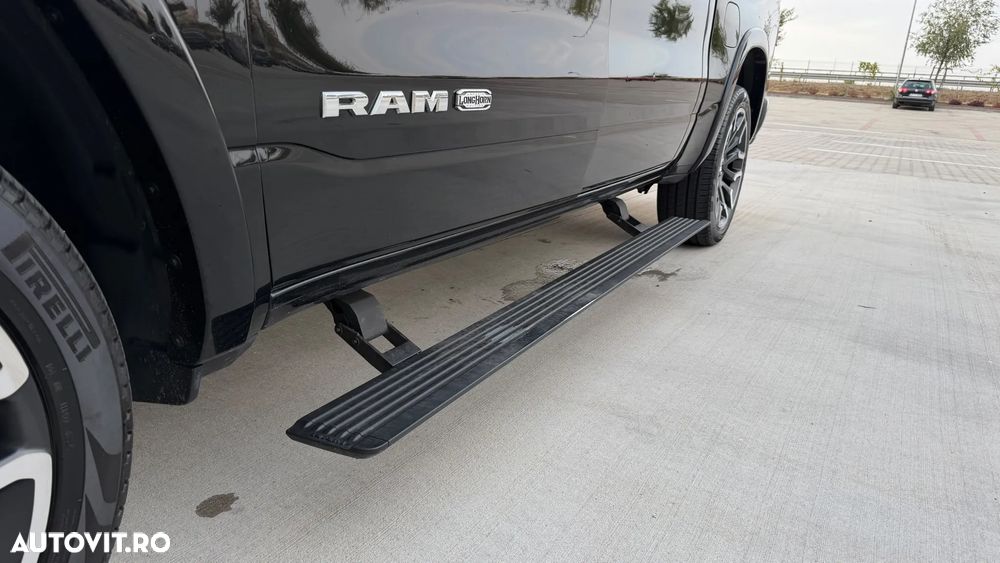Dodge RAM - 10