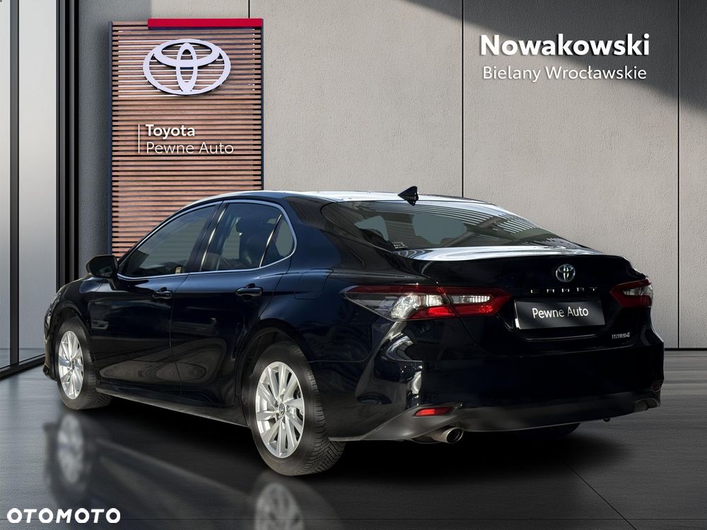 Toyota Camry 2.5 Hybrid Comfort CVT - 3