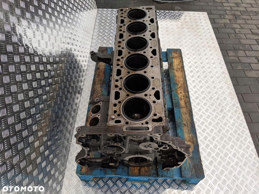 BLOK SILNIKA DAF XF 106 460 - 7