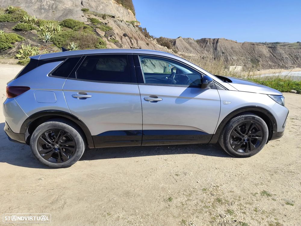 Opel Grandland 1.2 T Design & Tech - 5