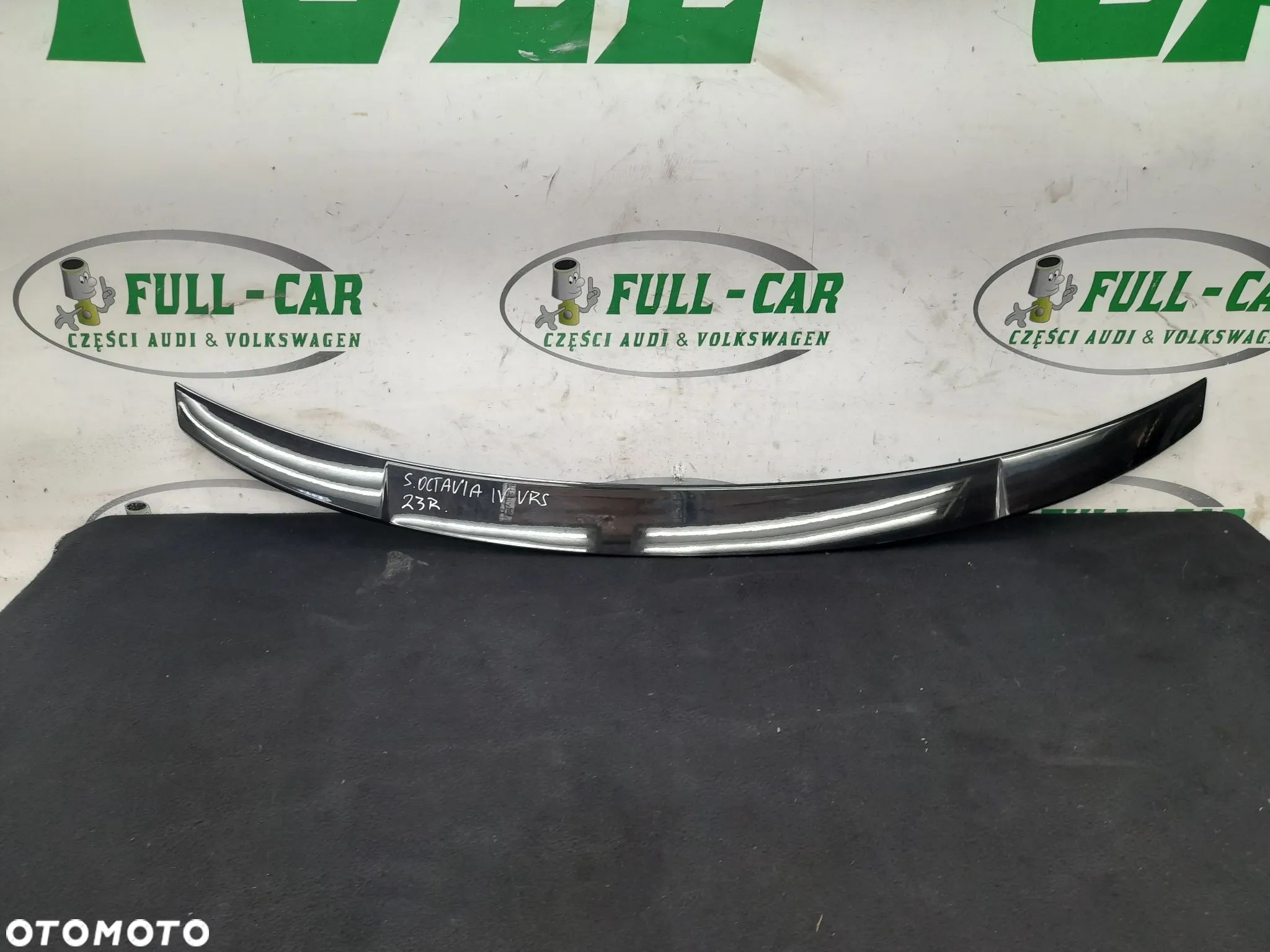 Listwa Spoiler Klapy Skoda Octavia IV RS 5E6827934 - 1