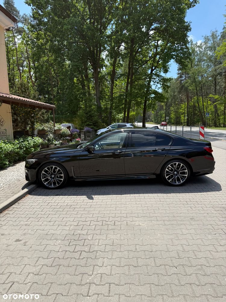 BMW Seria 7 740d xDrive - 3