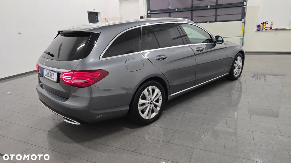 Mercedes-Benz Klasa C 220 d 9G-TRONIC Exclusive - 3