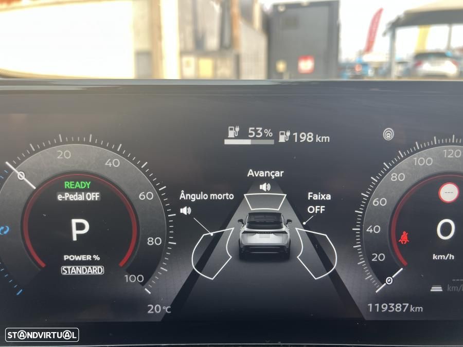 Nissan Ariya 63 kWh Advance - 39