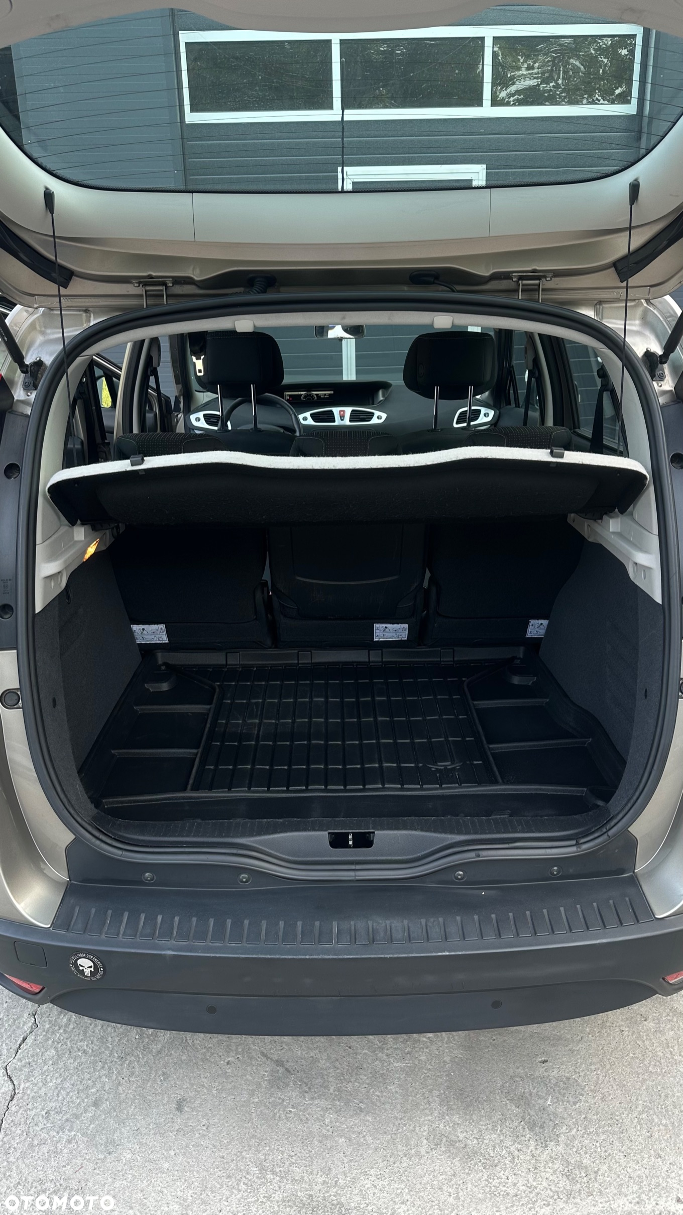 Renault Scenic 1.5 dCi Avantage - 9