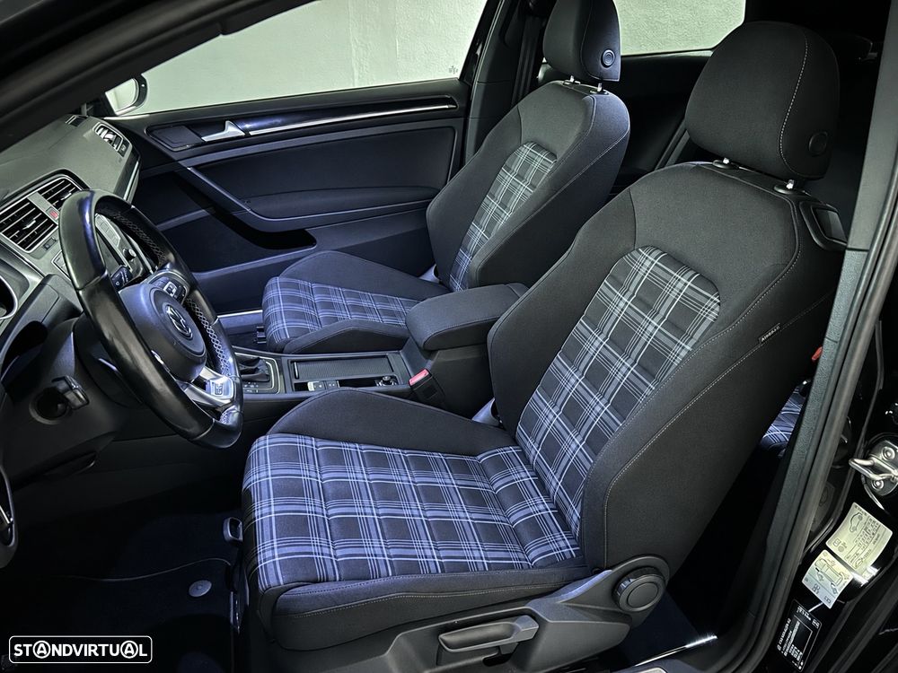 VW Golf GTD (BlueMotion ) DSG - 10