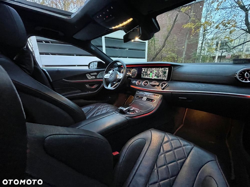 Mercedes-Benz CLS - 32