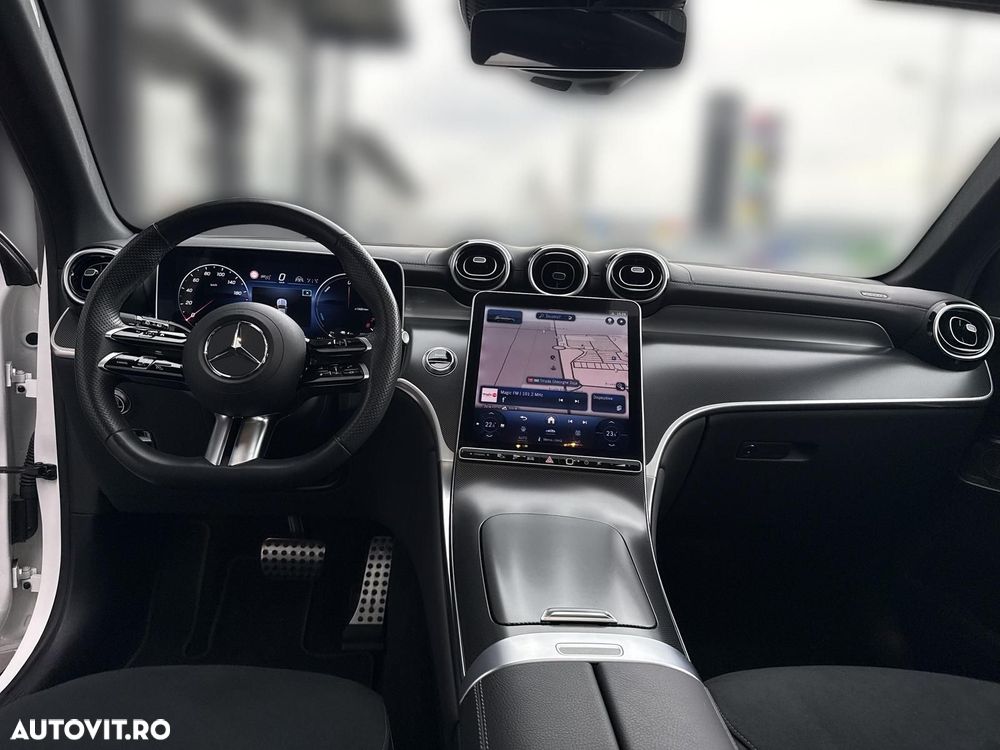 Mercedes-Benz GLC 300 e 4MATIC - 12