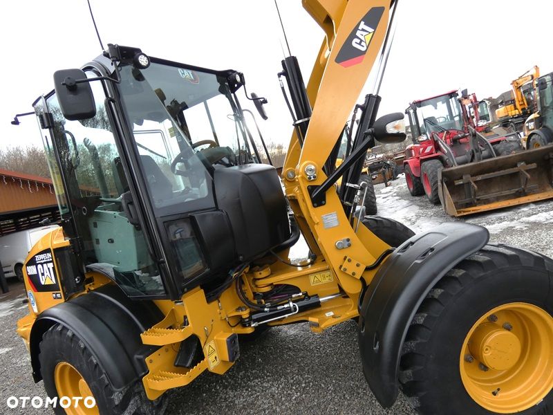 Caterpillar CAT 908M Z Niemiec / 3.372mtg po serwisie / Super Stan / - 37