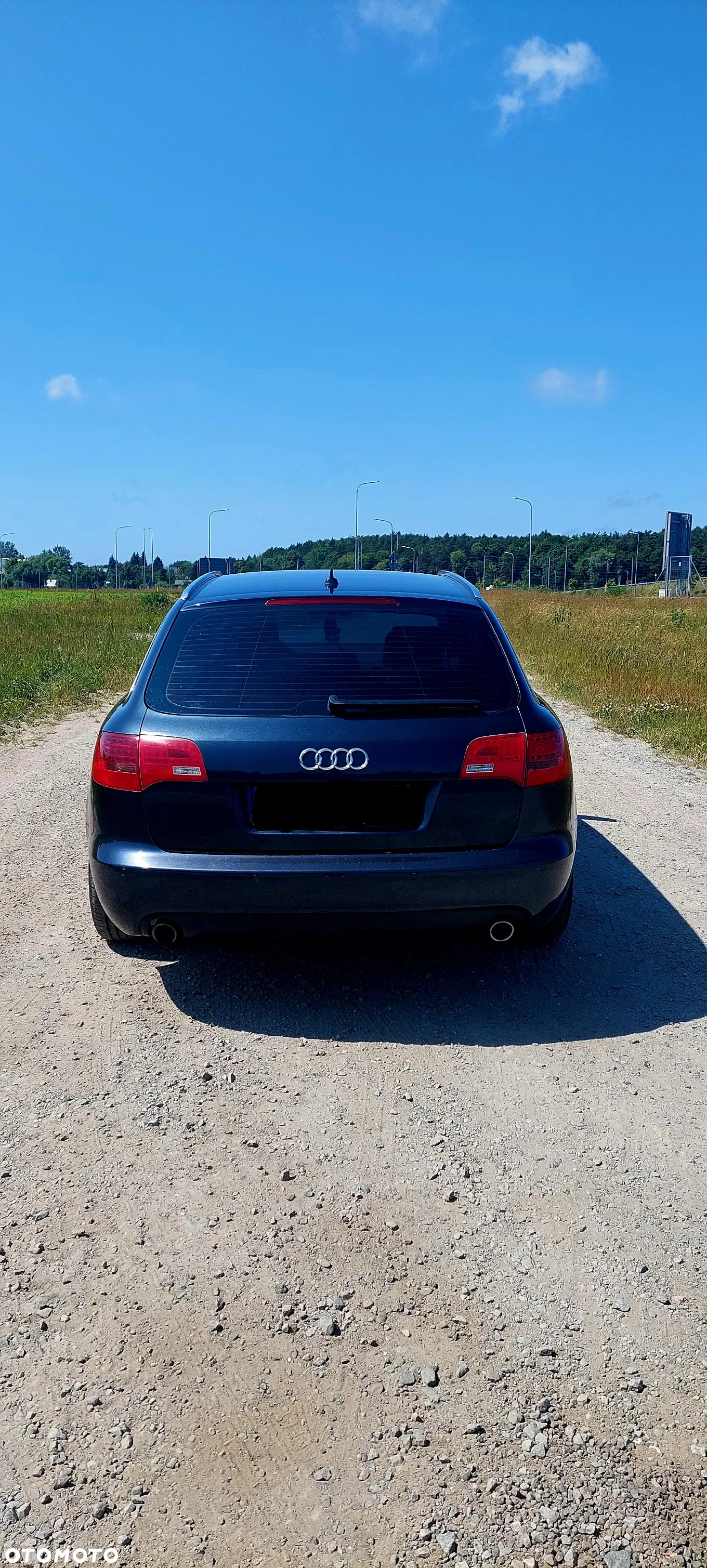 Audi A6 2.4 - 2
