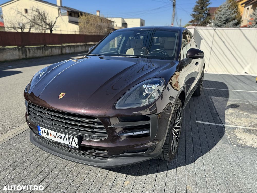Porsche Macan - 1