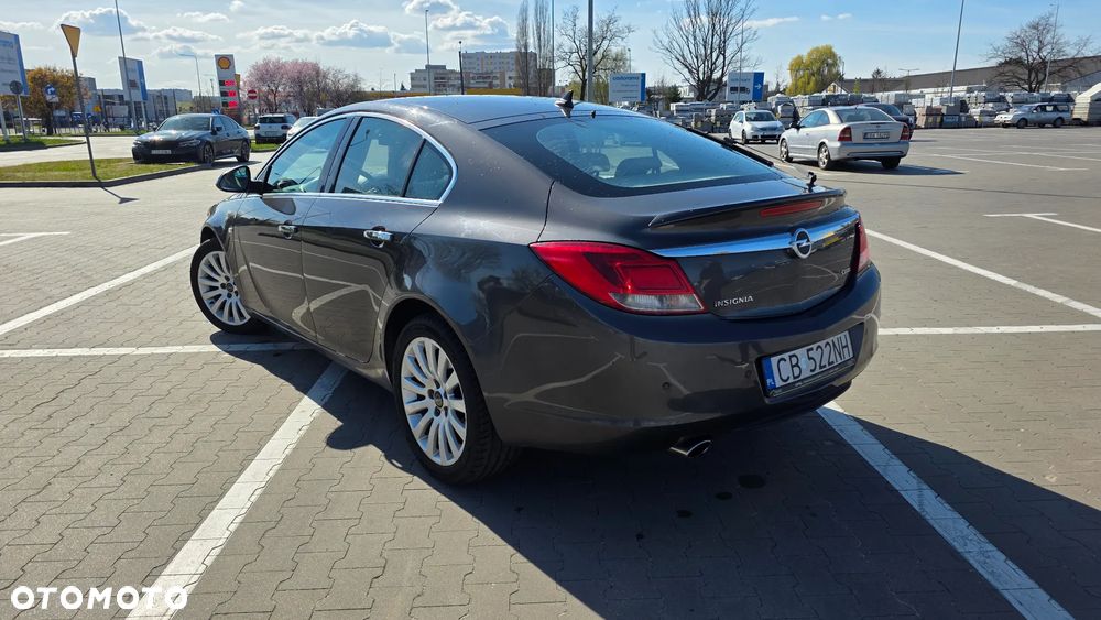 Opel Insignia 2.0 CDTI - 8