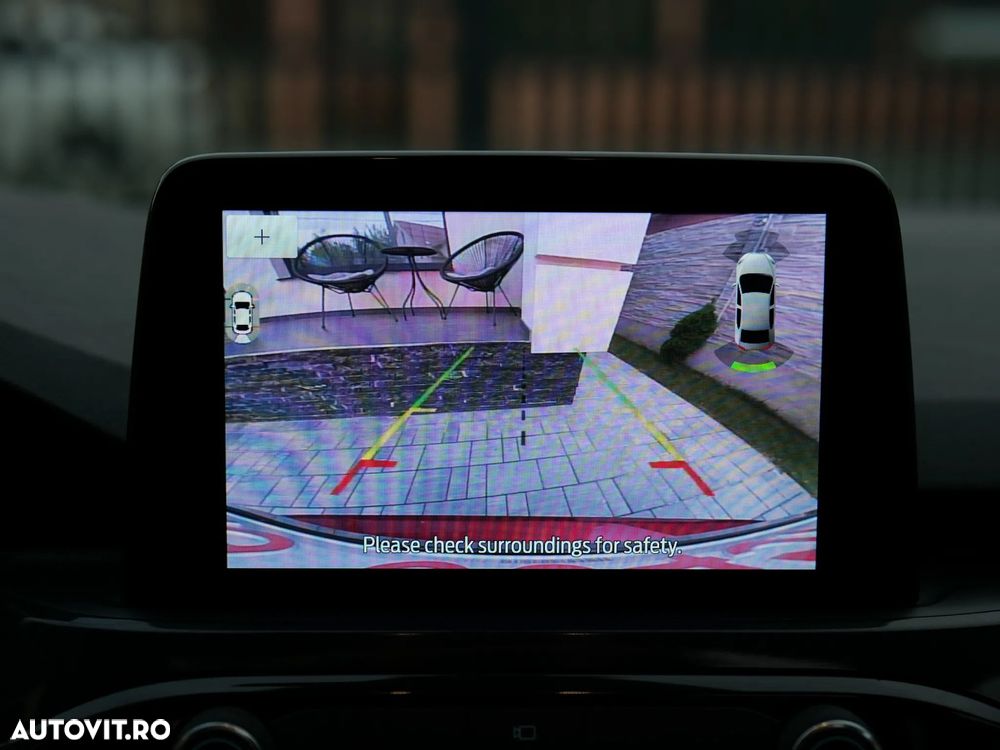 Ford Kuga 1.5 EcoBlue A8 FWD ST Line X - 38