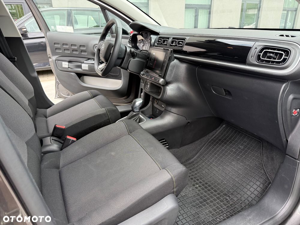 Citroën C3 1.2 PureTech Shine EAT6 - 24