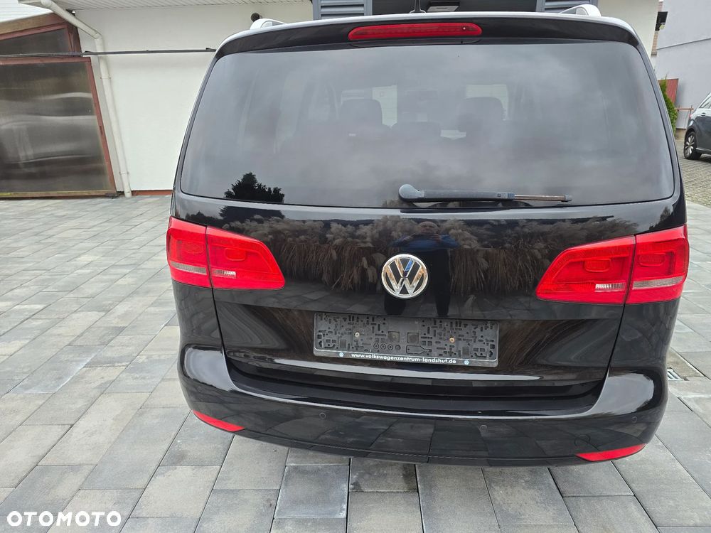 Volkswagen Touran - 5