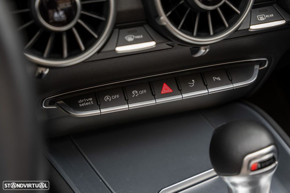 Audi TTS Roadster 2.0 TFSi quattro S Tronic - 22