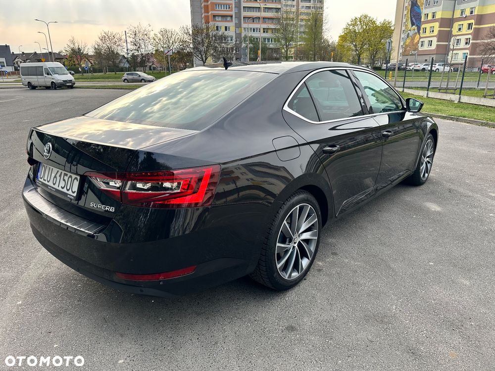 Skoda Superb 2.0 TDI Active DSG - 2