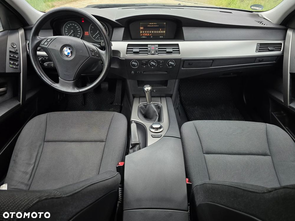 BMW Seria 5 - 32