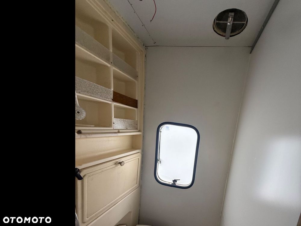 Ford Transit - 21