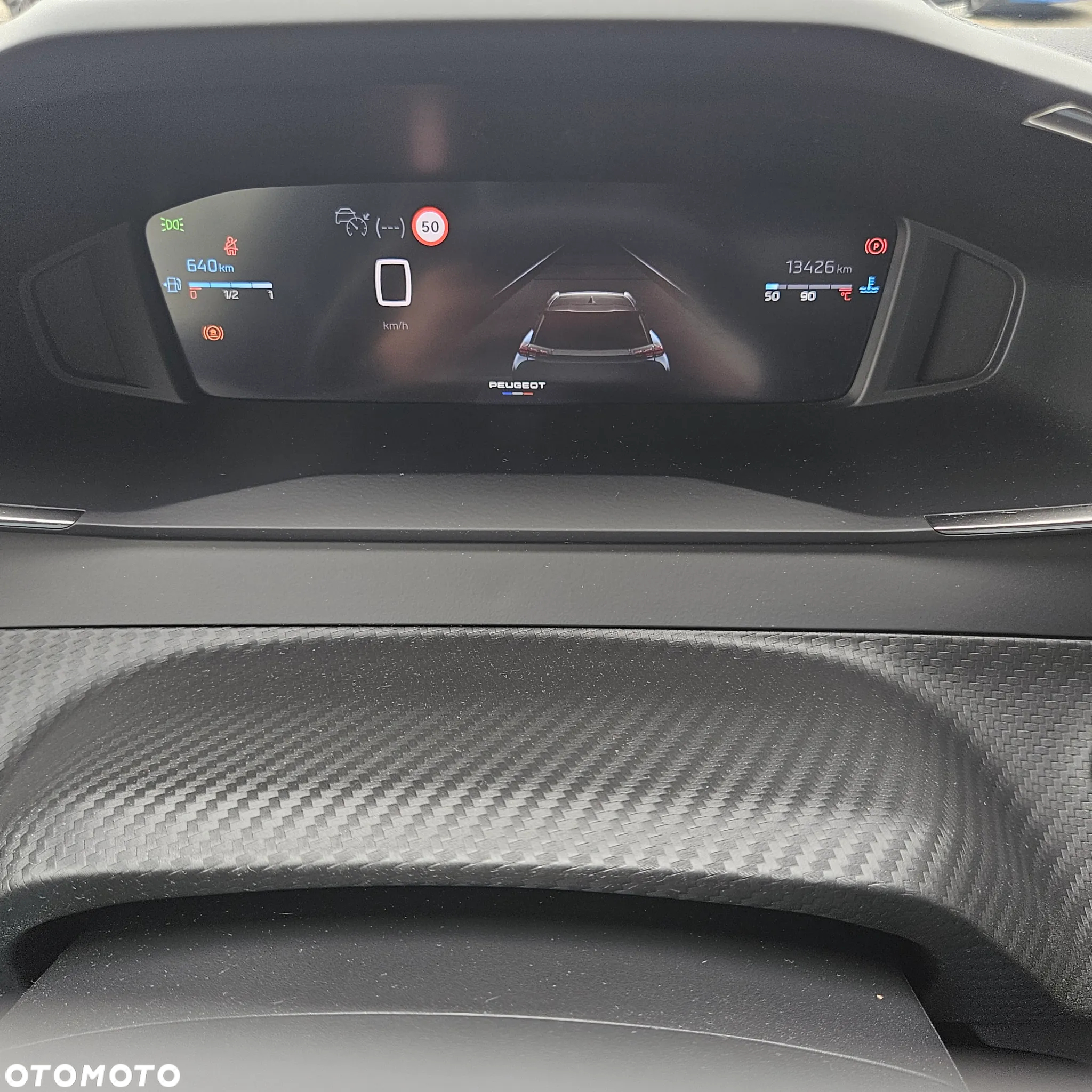 Peugeot 2008 PureTech 100 Allure S&S BVM6 - 10