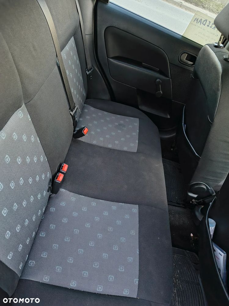 Ford Fiesta 1.4 Trend - 6