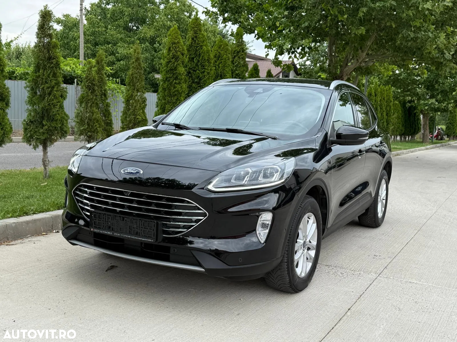 Ford Kuga 2.5 Duratec FWD FHEV Titanium - 4