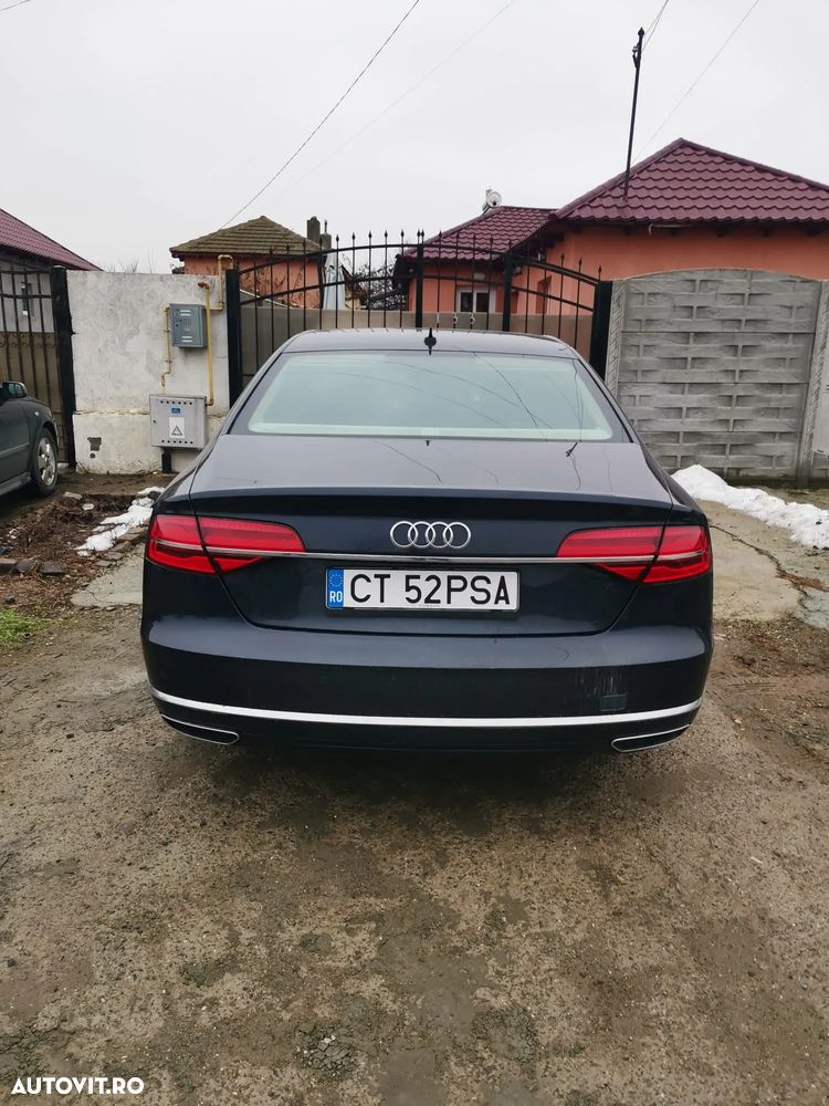 Audi A8 - 2