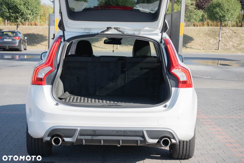 Volvo V60 - 10