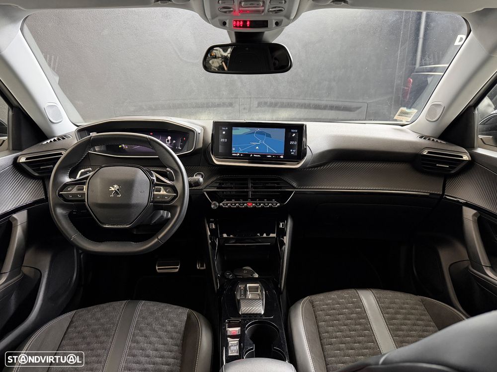 Peugeot 2008 PureTech 130 EAT8 Allure Pack - 3