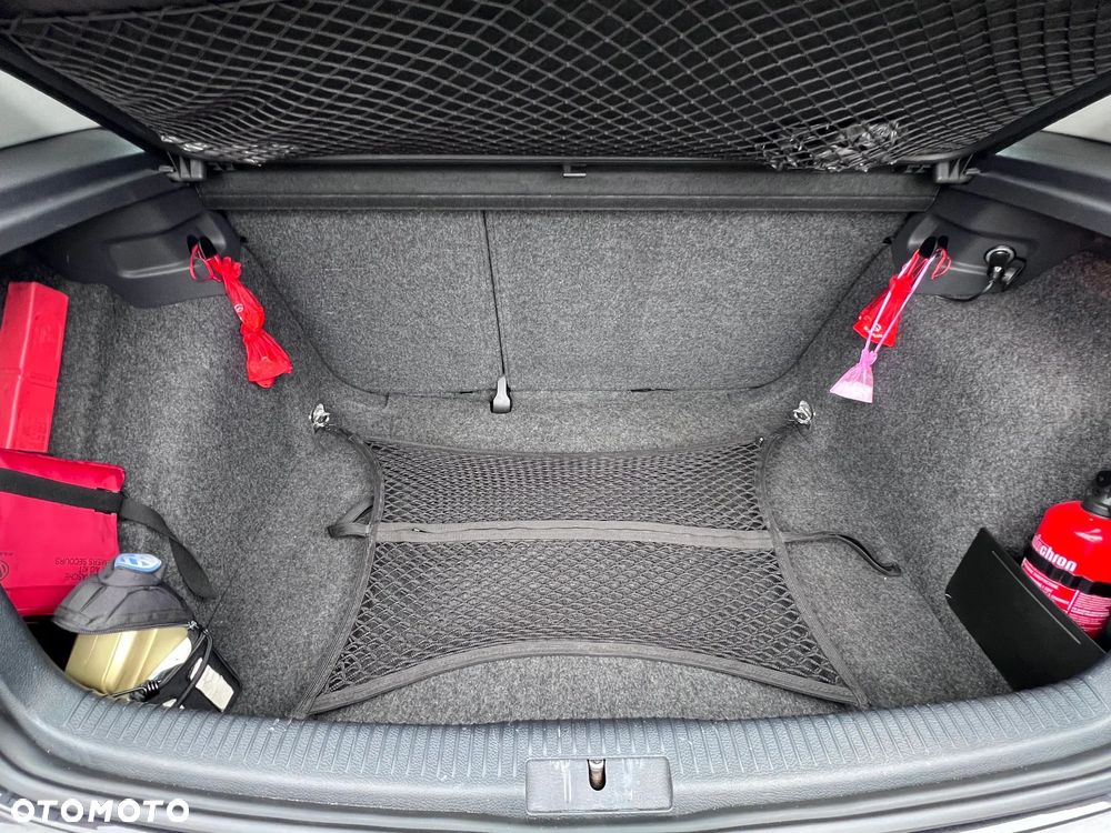 Volkswagen Golf 2.0 TDI Sportline - 18