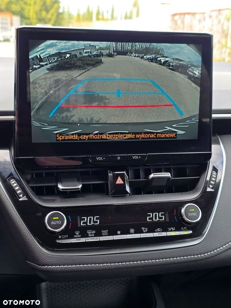 Toyota Corolla 1.8 Hybrid Comfort - 28