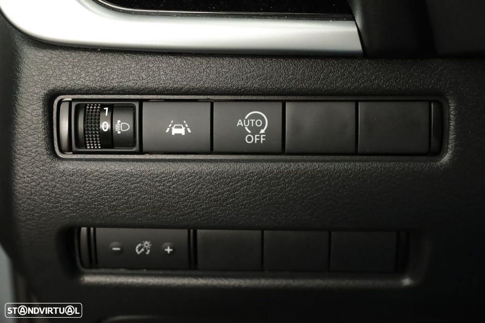 Nissan Qashqai 1.3 DIG-T N-Connecta LED - 19