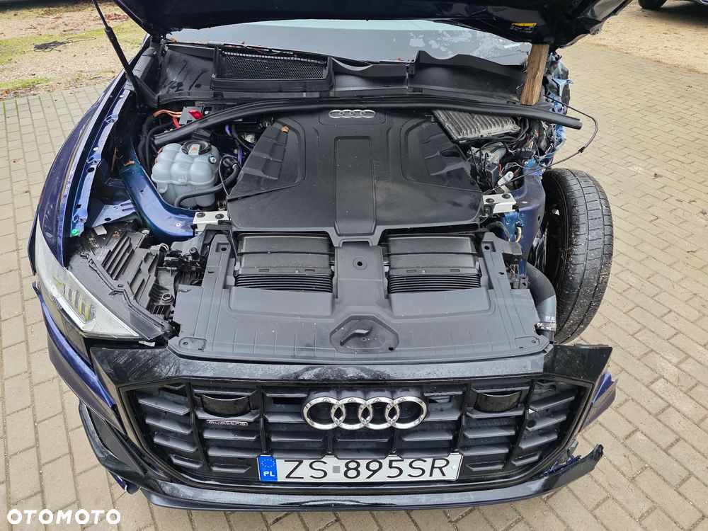 Audi Q8 - 9