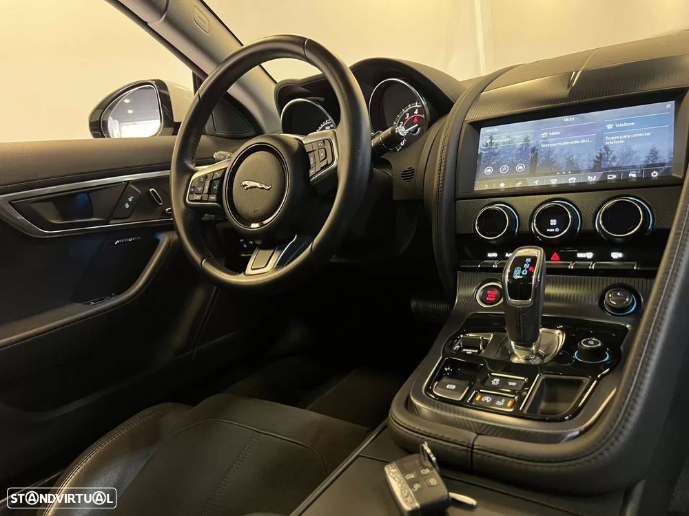 Jaguar F-Type P300 Aut. R-Dynamic Black - 16