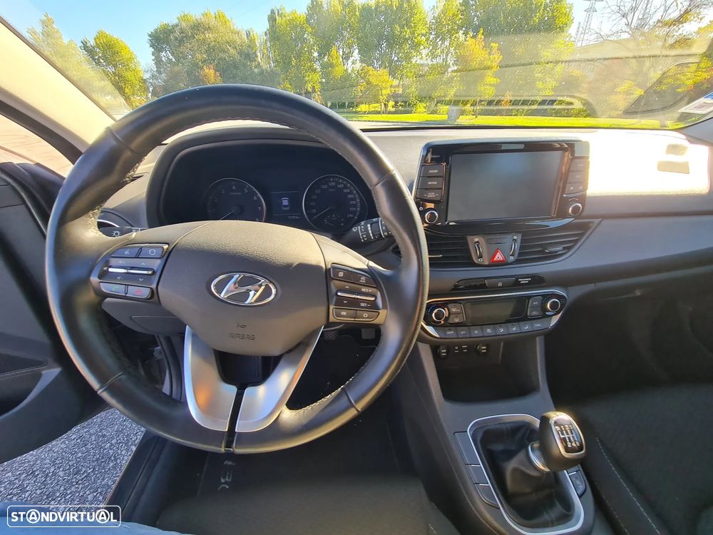 Hyundai i30 SW 1.0 T-GDi Style Plus - 12