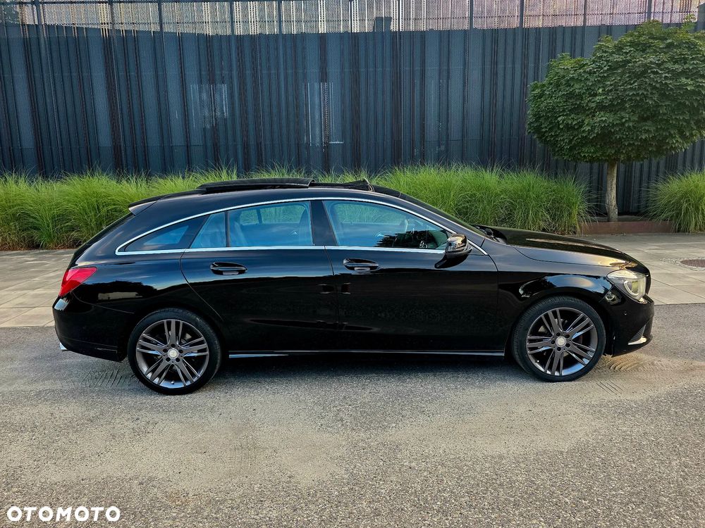 Mercedes-Benz CLA 200 Urban - 22