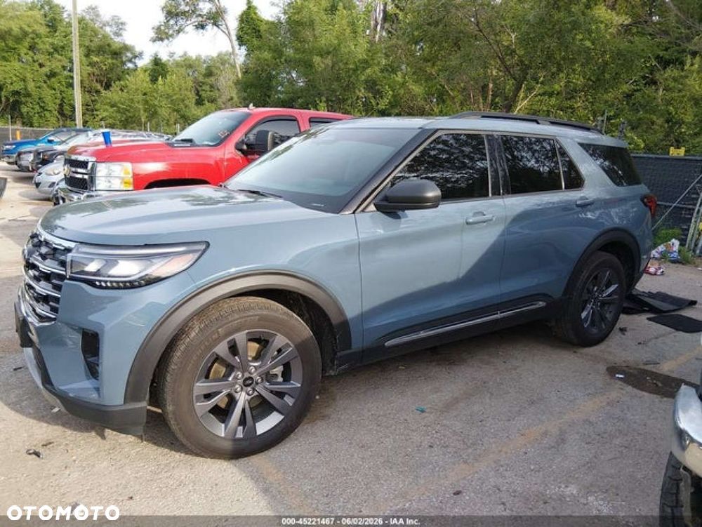 Ford Explorer - 2