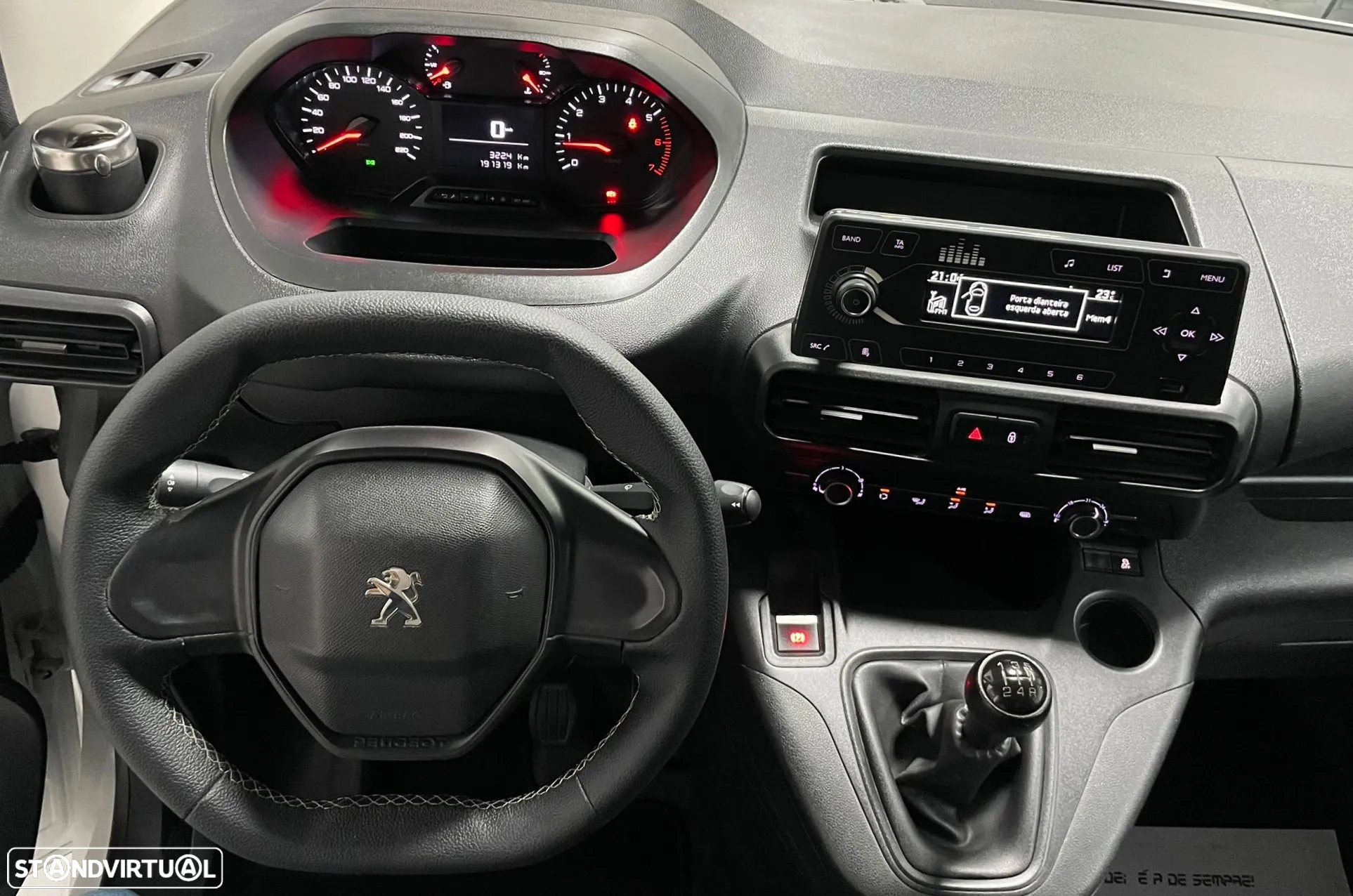 Peugeot Partner 1.6 BlueHDI L1 Pro 3L - 29